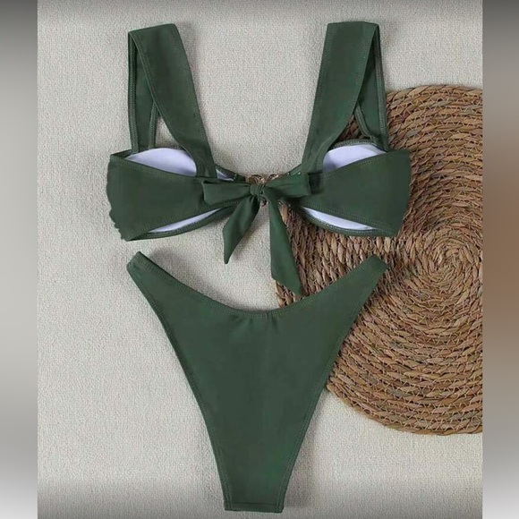 Green Bikini Set - Picture 4 of 4
